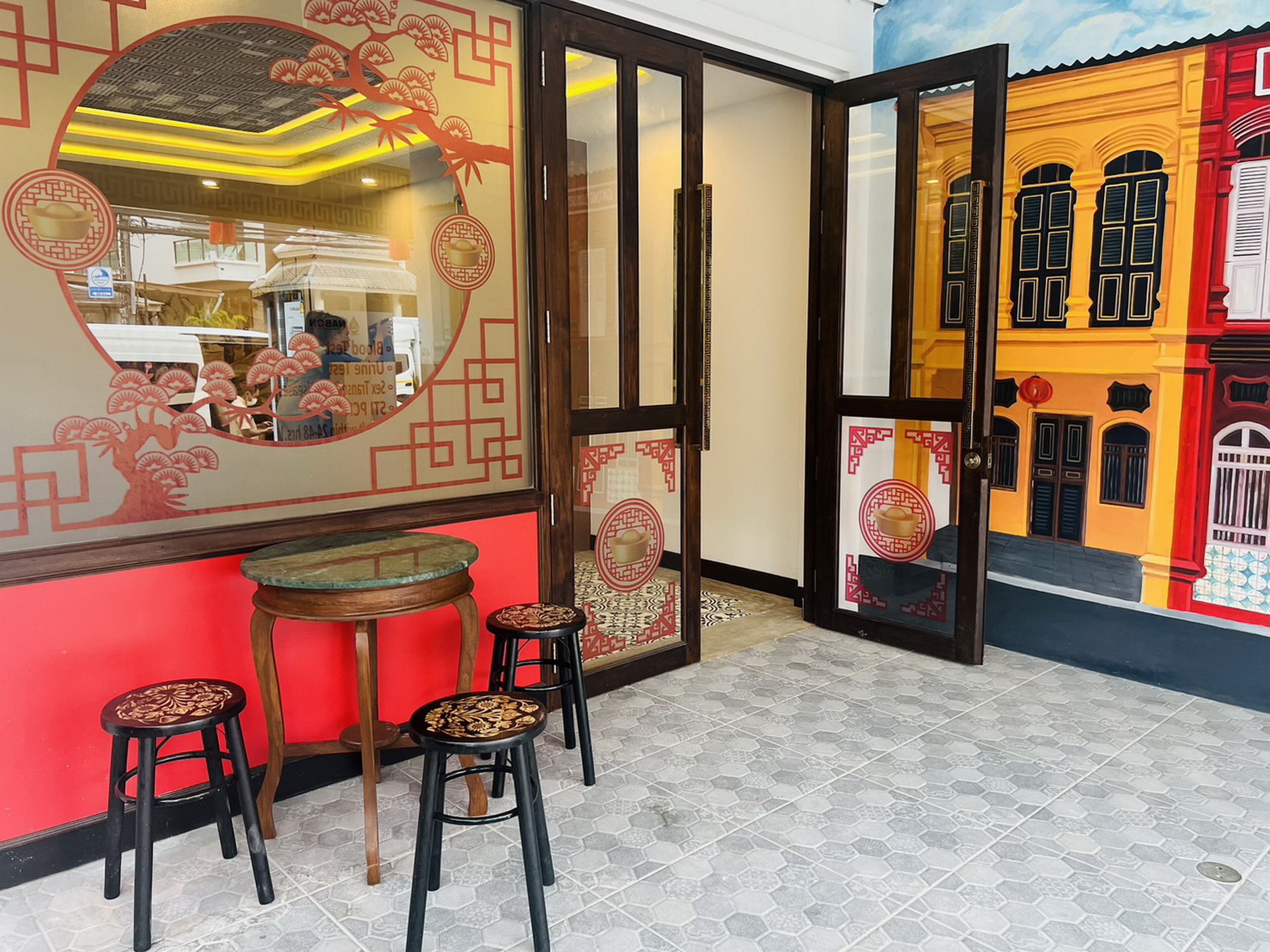 Sunray Beach Hotel Patong