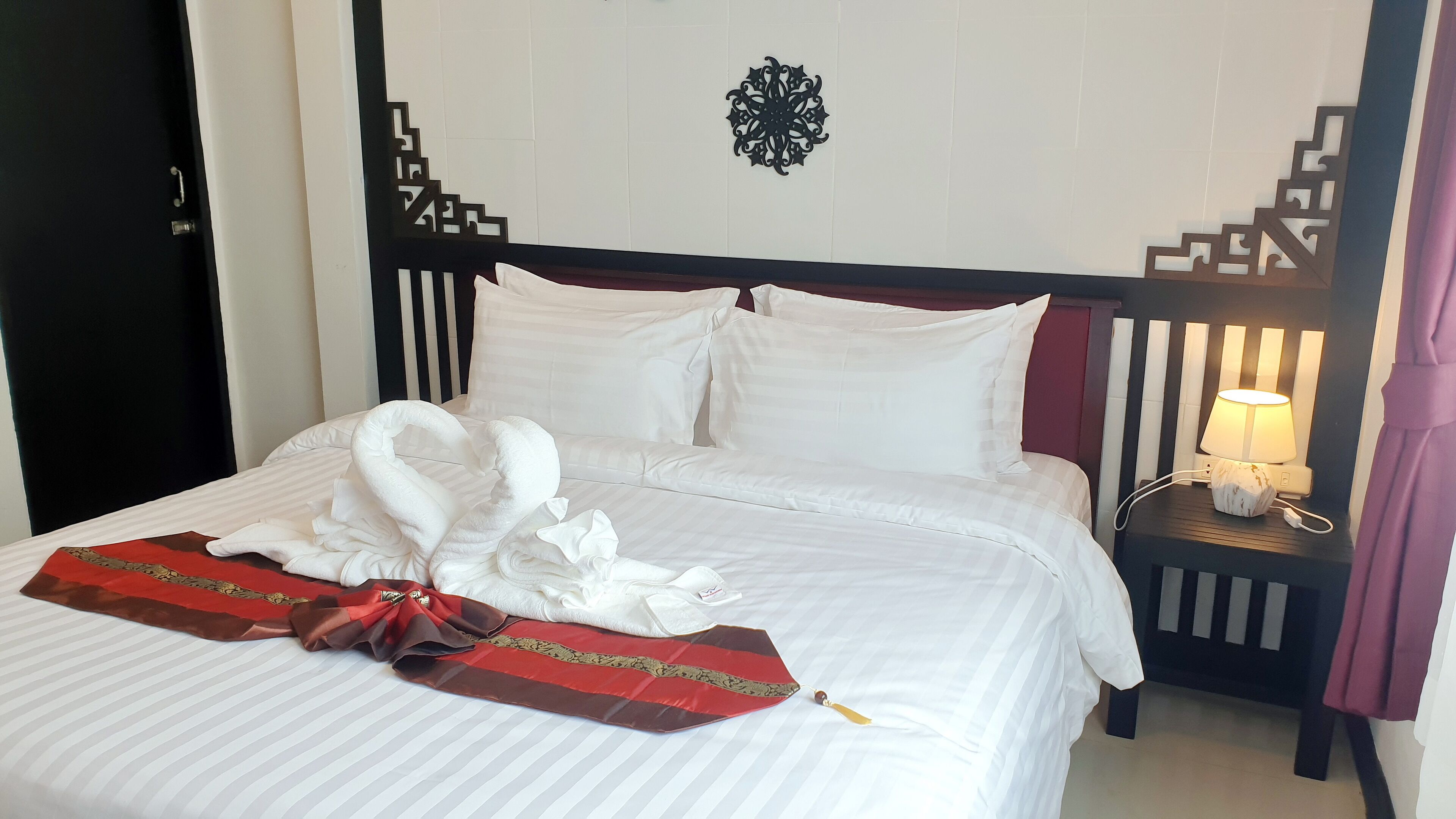 Sunray Beach Hotel Patong