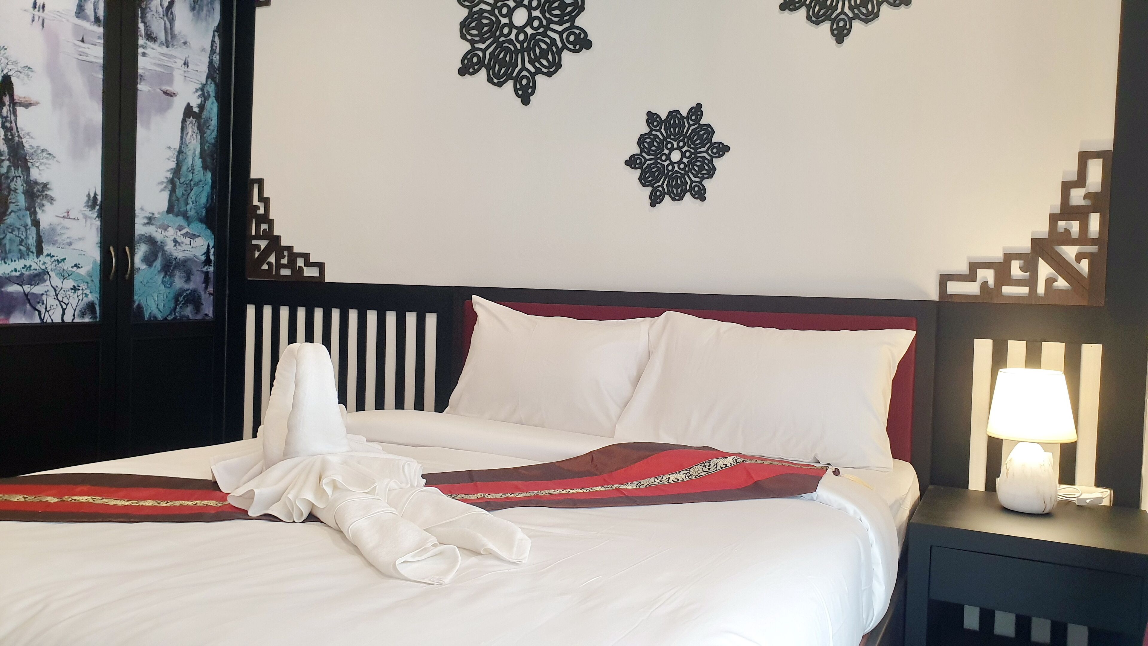 Sunray Beach Hotel Patong