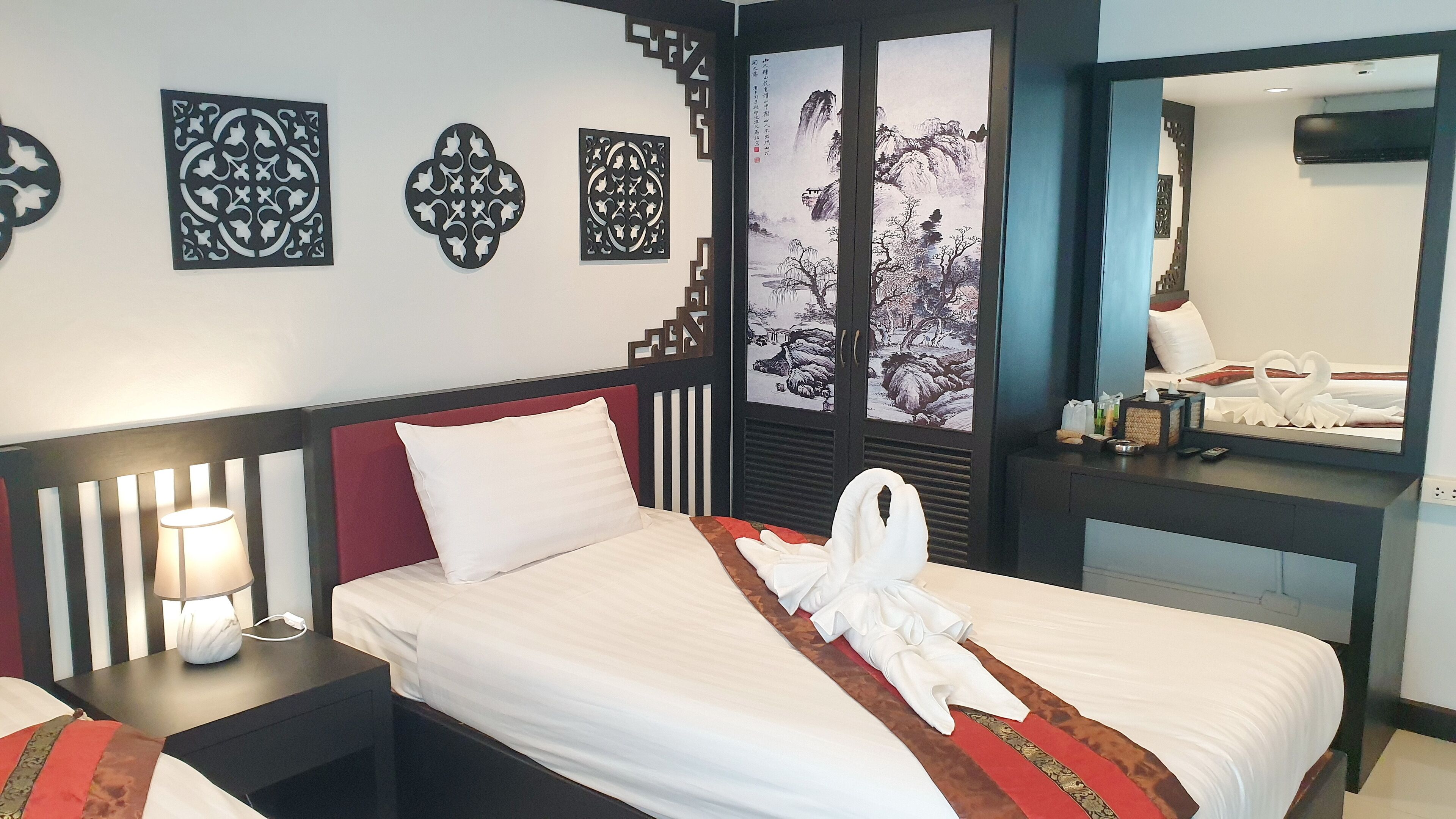 Sunray Beach Hotel Patong