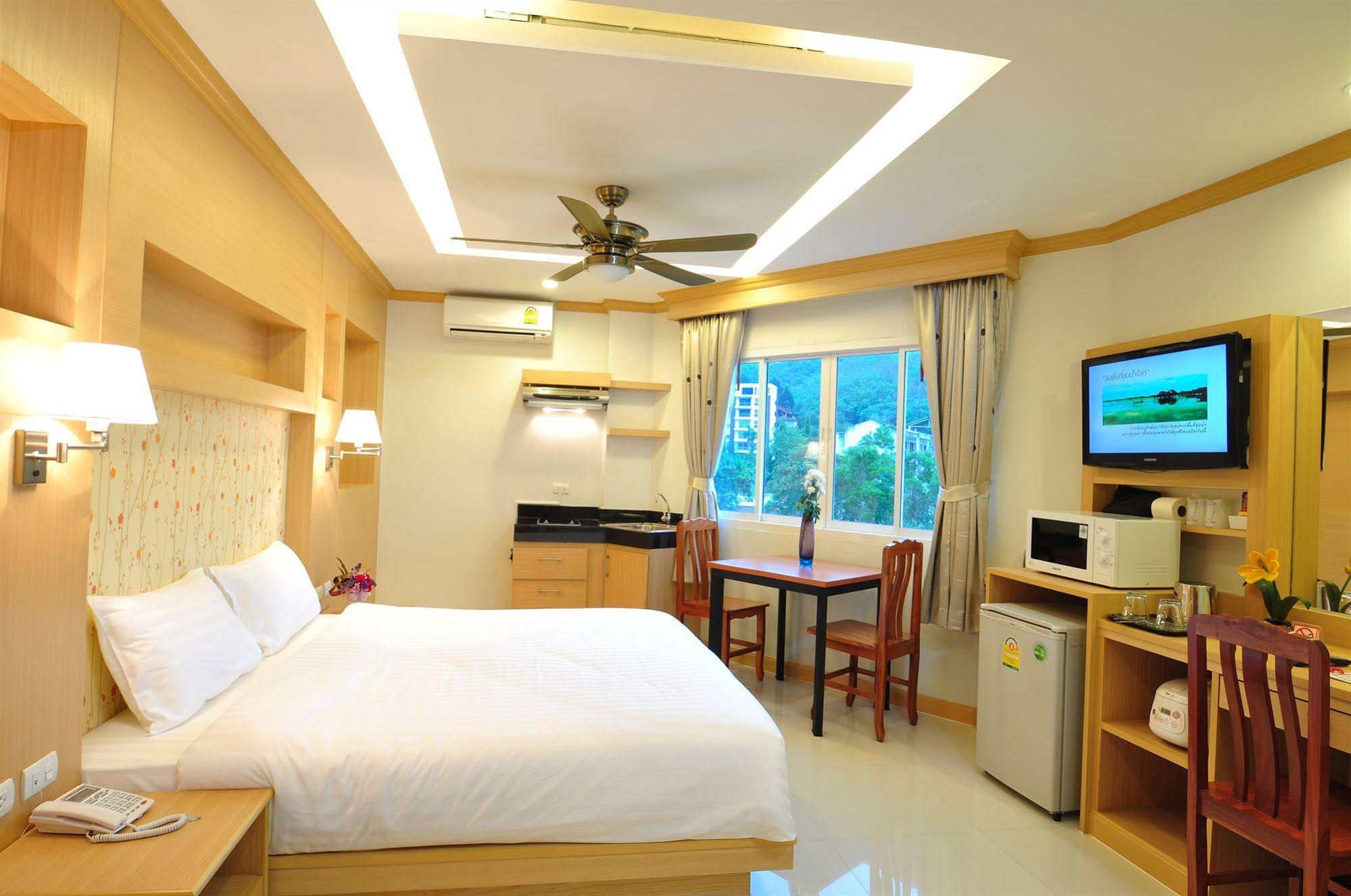 Green Harbor Hotel & Service Apartments