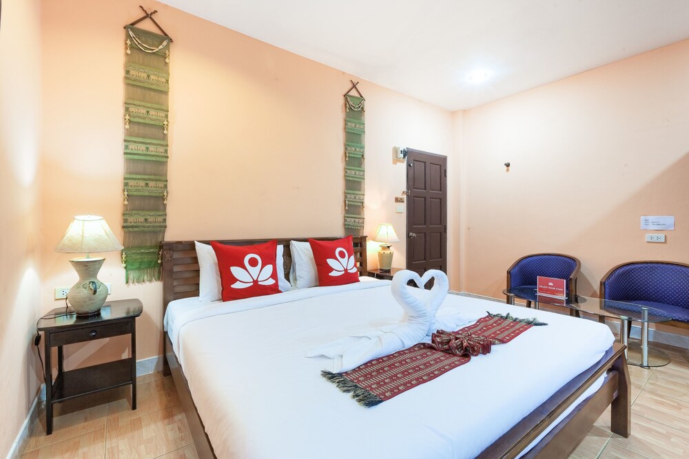 Green Mango Guesthouse by ZEN Rooms