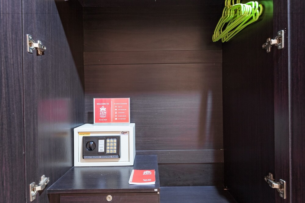 Green Mango Guesthouse by ZEN Rooms