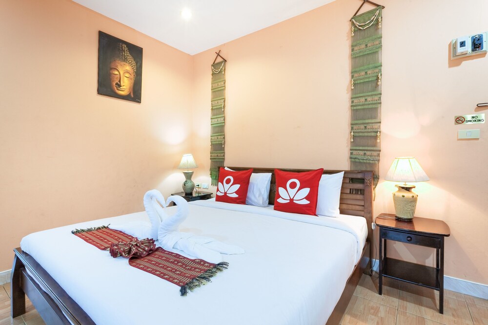 Green Mango Guesthouse by ZEN Rooms