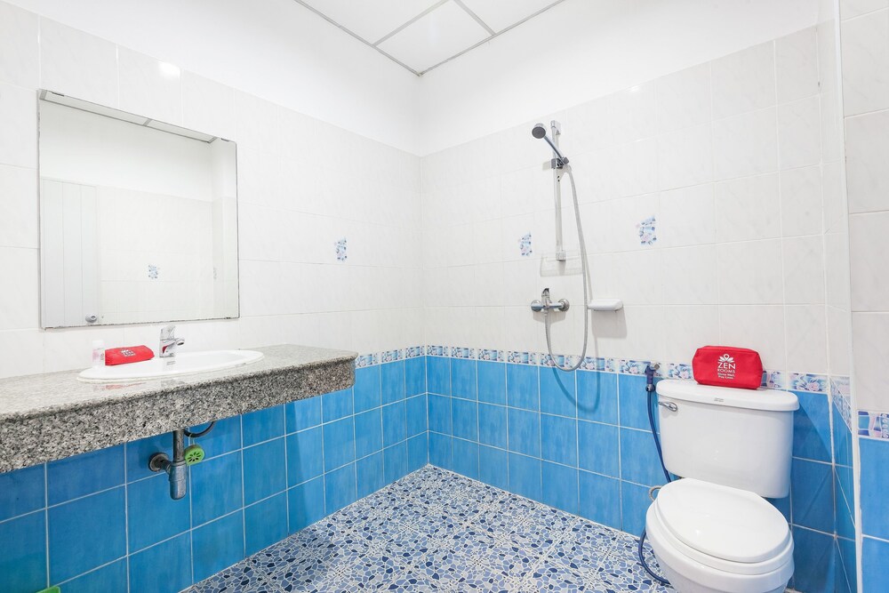 Green Mango Guesthouse by ZEN Rooms