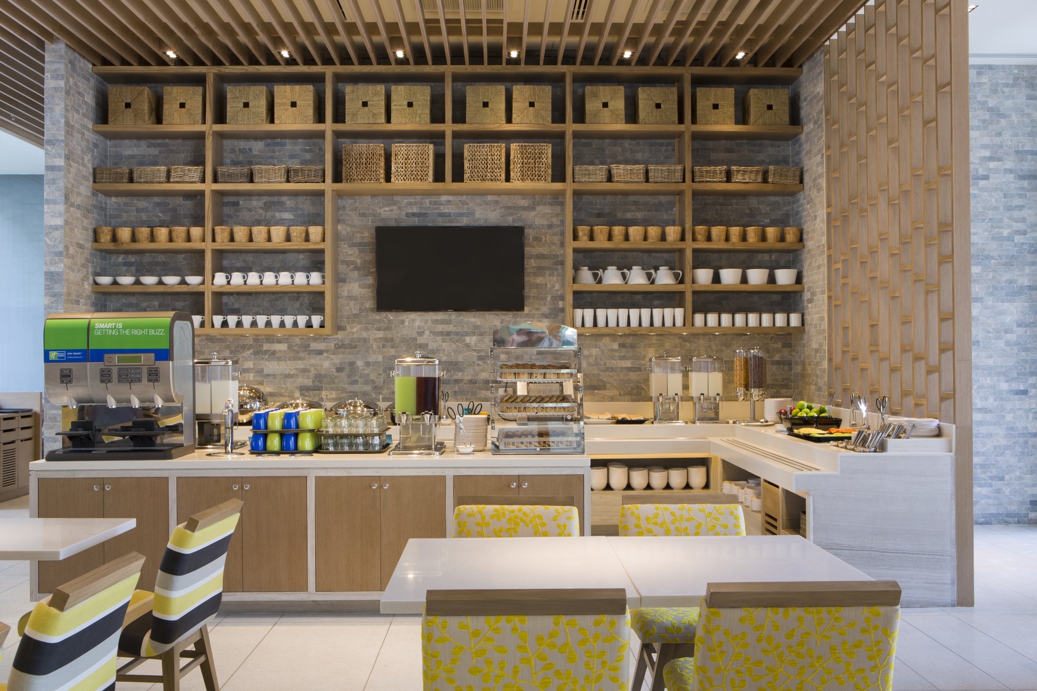 Holiday Inn Express Phuket Patong Beach Central