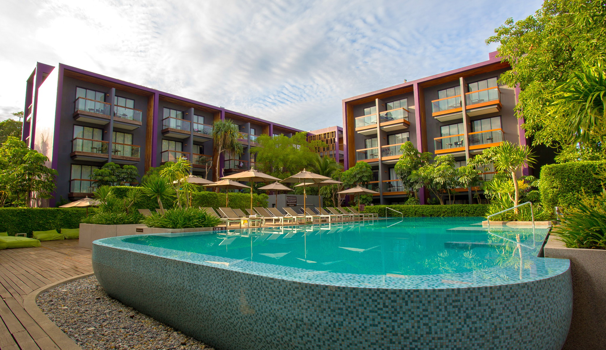 Holiday Inn Express Phuket Patong Beach Central