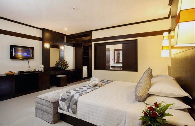 Horizon Patong Beach Resort & Spa