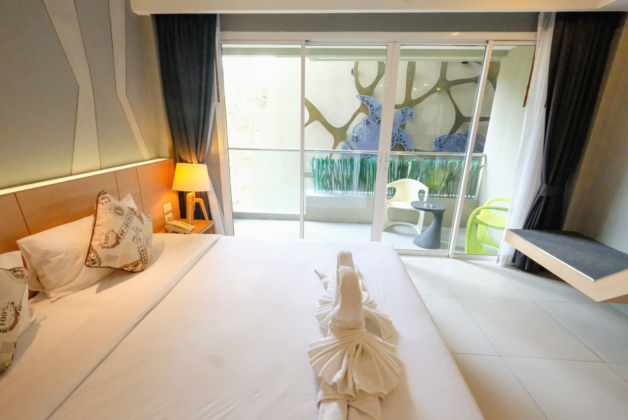 Hubtel Patong Suite