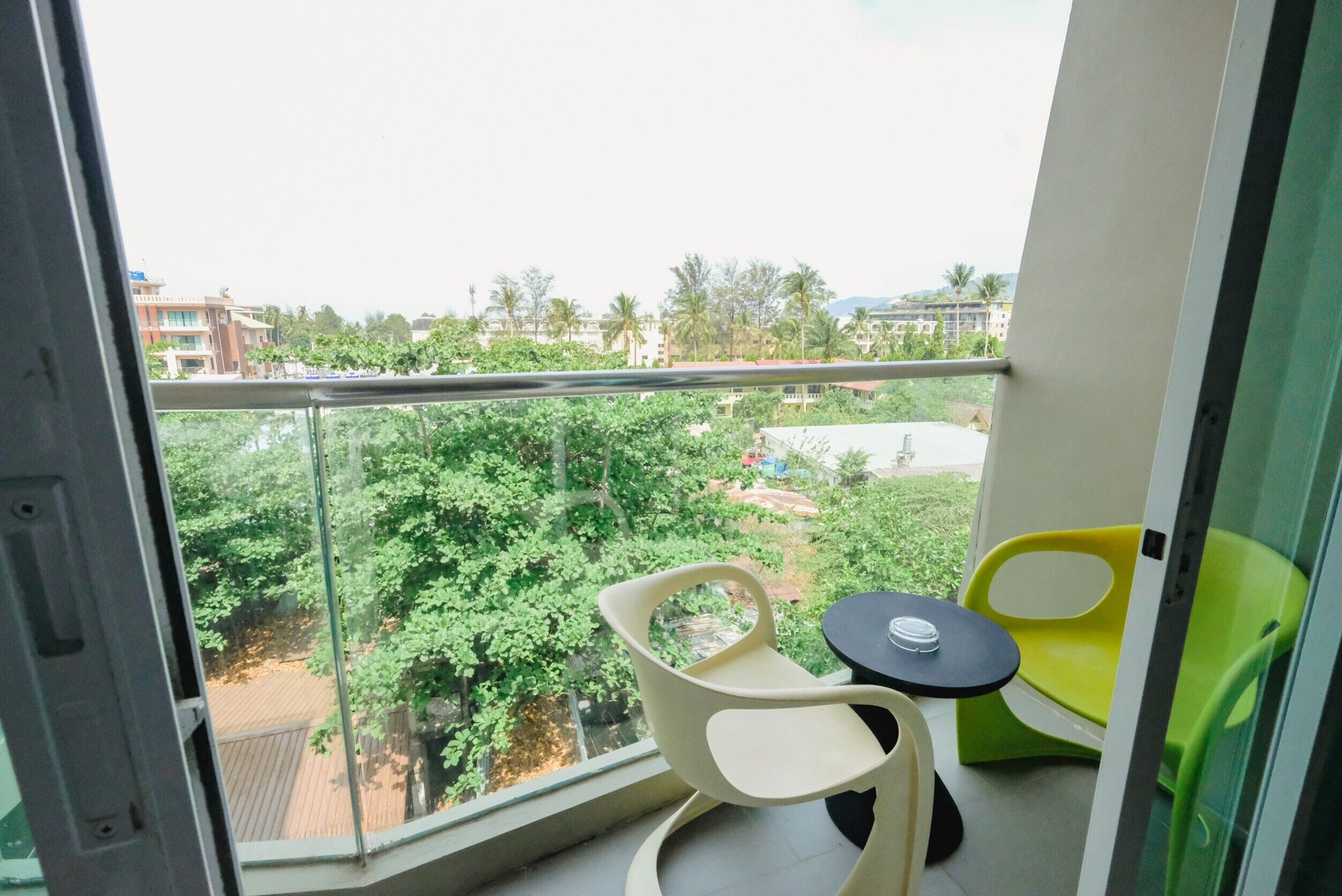 Hubtel Patong Suite