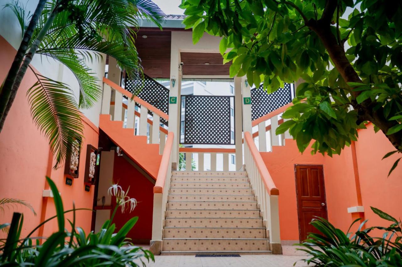 Patong Leelavadee Hua Ting Holiday Phuket