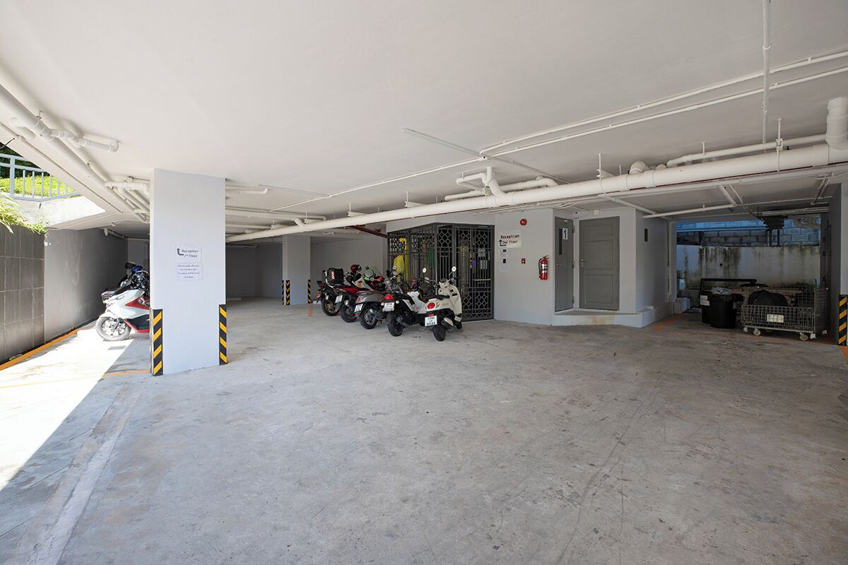 iCheck inn Darisa Patong