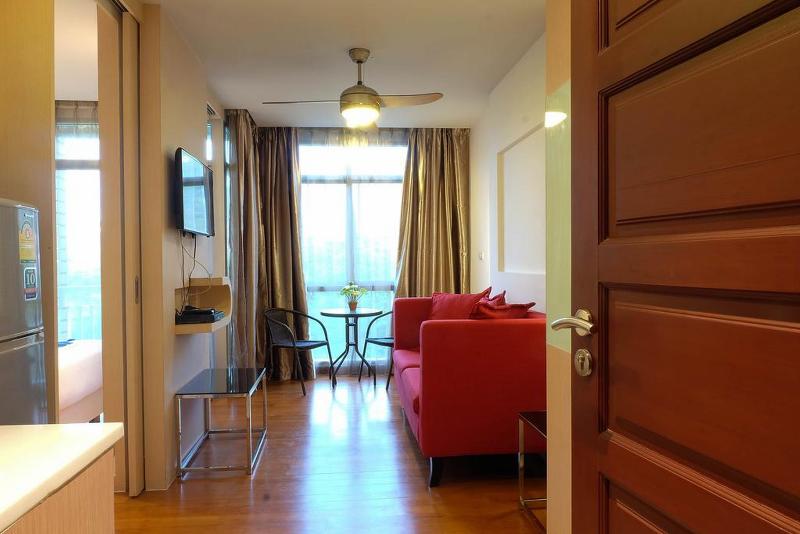 iCheck Inn Residence Patong