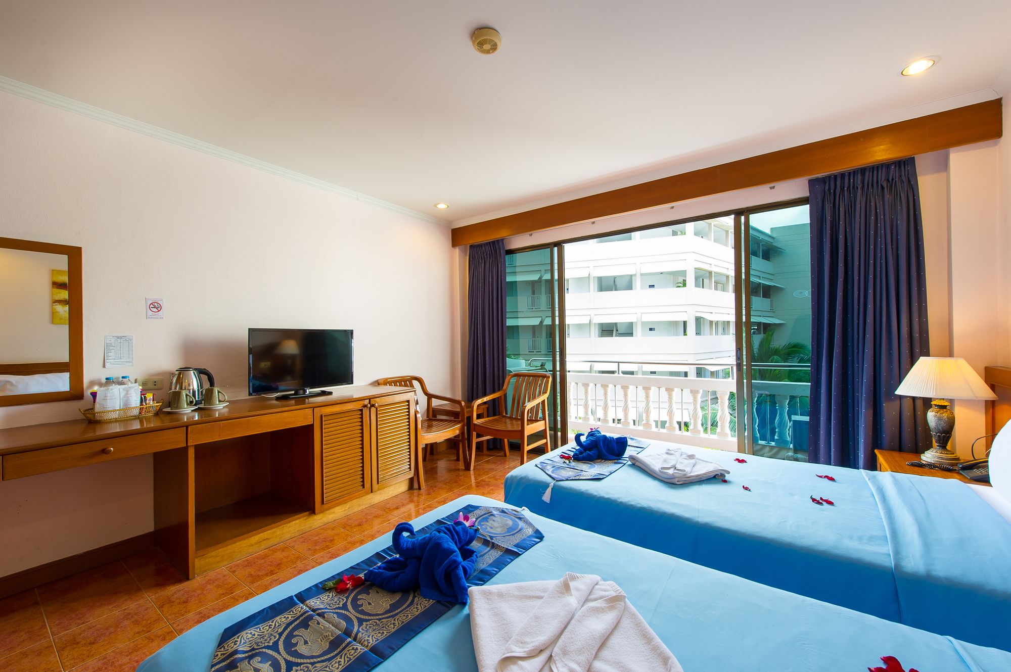 Happy Holiday Resort and Apartments Patong Beach