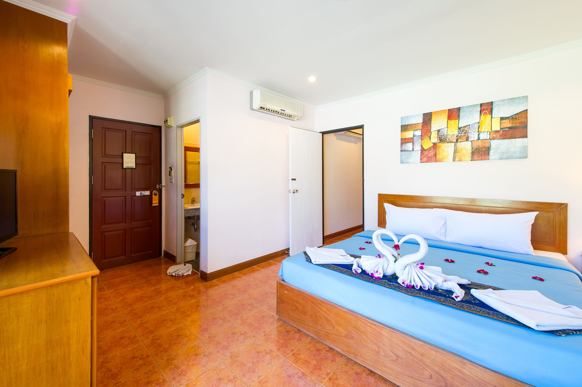 Happy Holiday Resort and Apartments Patong Beach