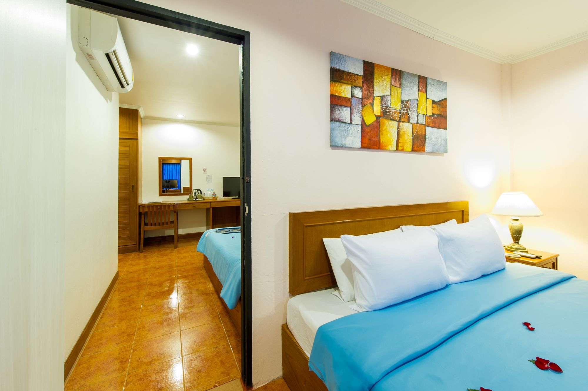 Happy Holiday Resort and Apartments Patong Beach