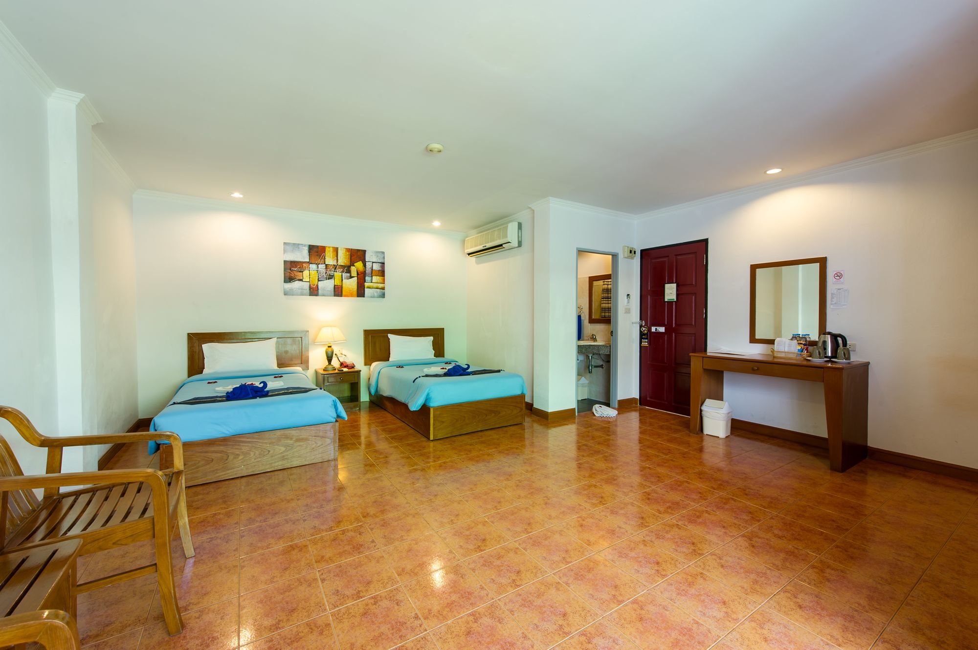 Happy Holiday Resort and Apartments Patong Beach