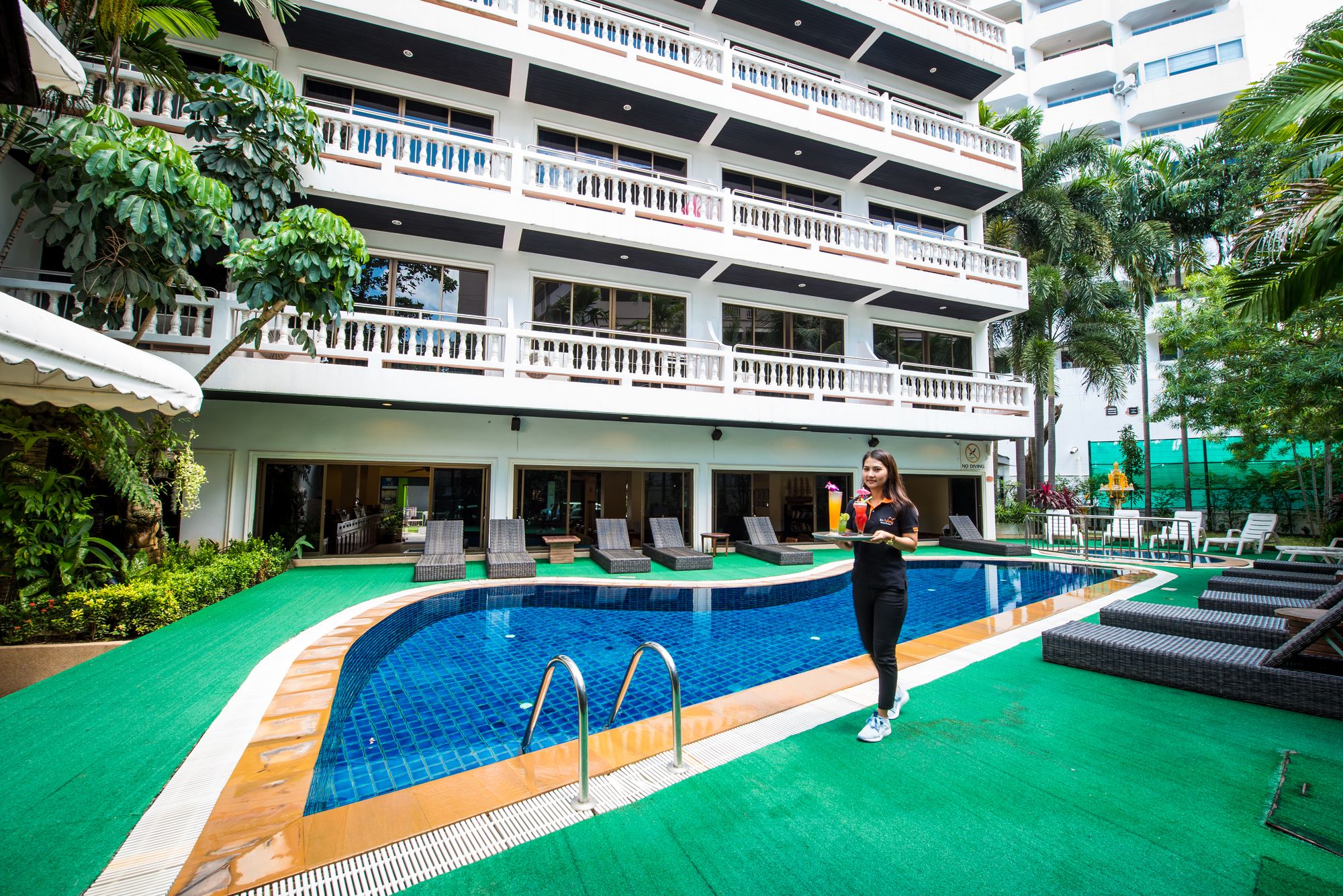 Happy Holiday Resort and Apartments Patong Beach