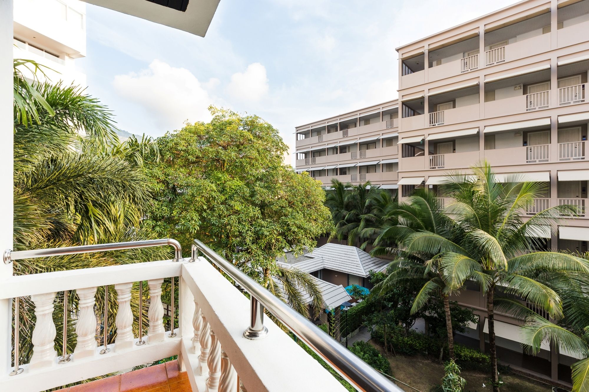 Happy Holiday Resort and Apartments Patong Beach