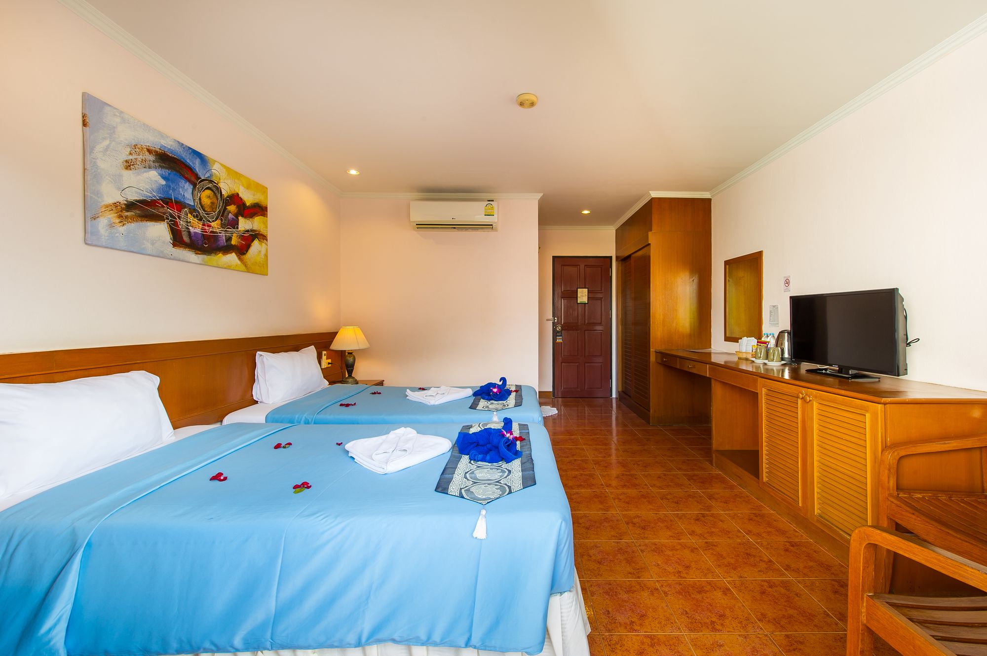 Happy Holiday Resort and Apartments Patong Beach