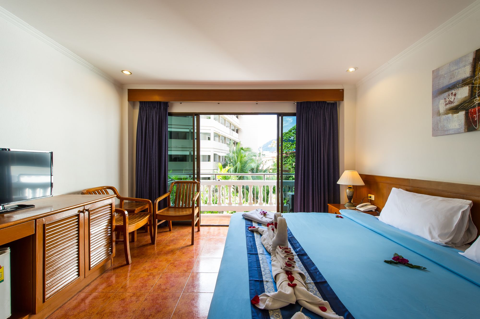 Happy Holiday Resort and Apartments Patong Beach