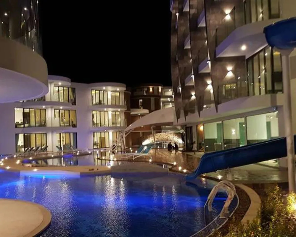 Joy Phuket Twin Sands Resort & Spa