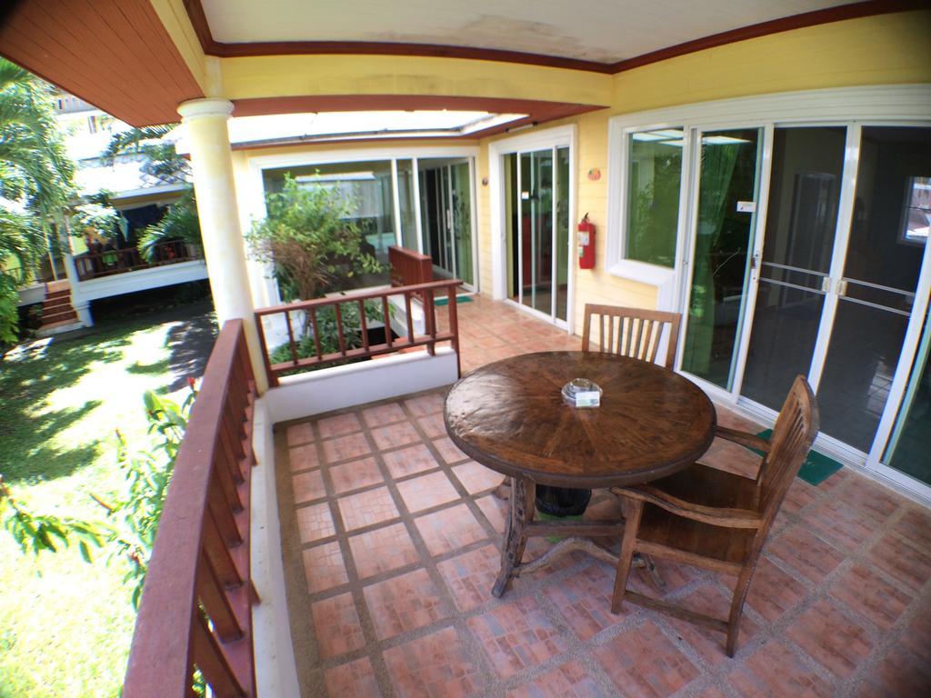 Lemon House