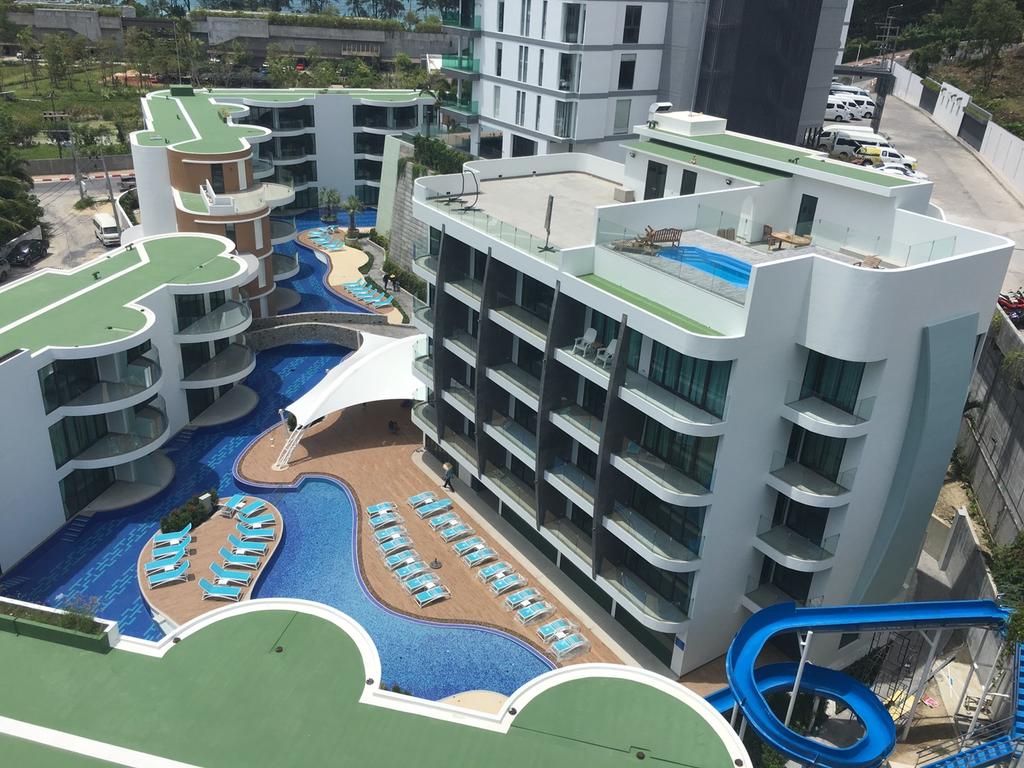 Lets Phuket @ Absolute Twin Sands Resort & Spa