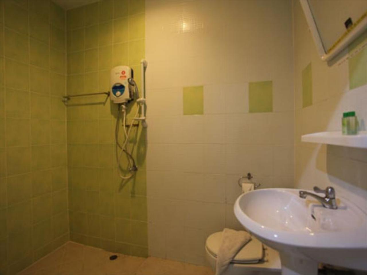 Lucky Lek's Guesthouse