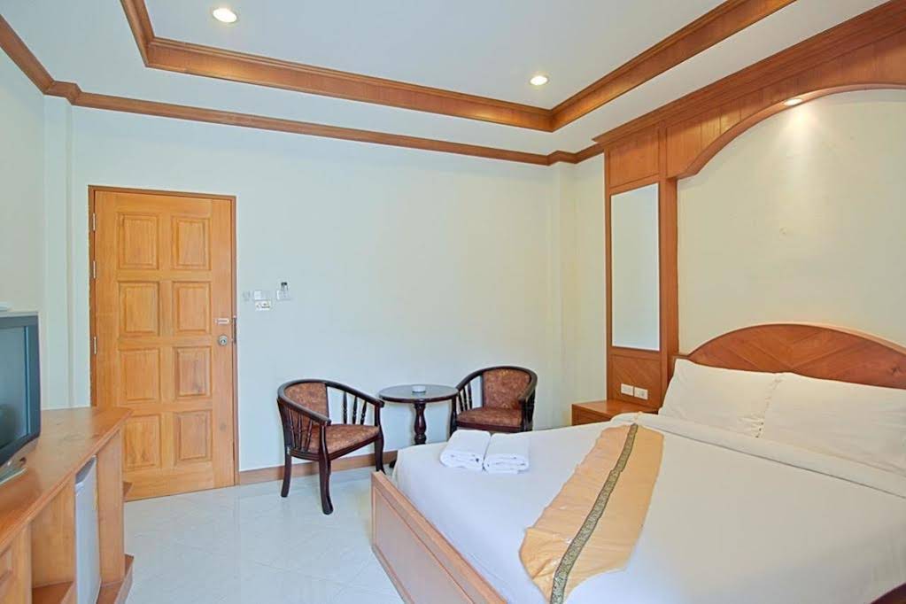 Magnific Guesthouse Patong