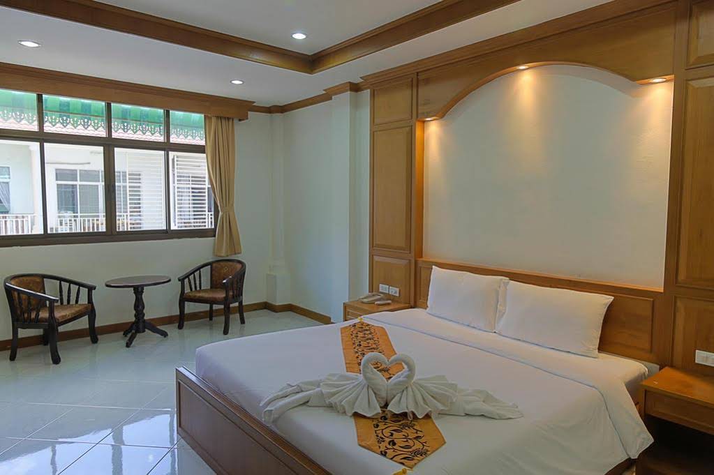 Magnific Guesthouse Patong