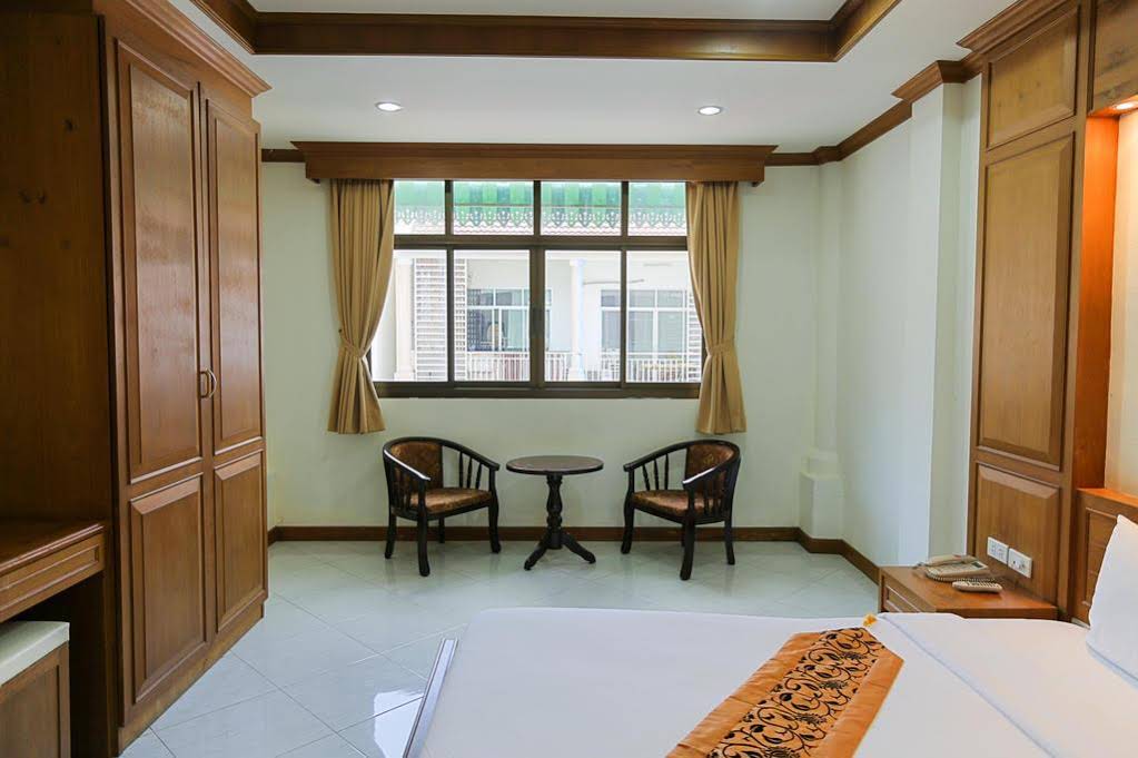 Magnific Guesthouse Patong