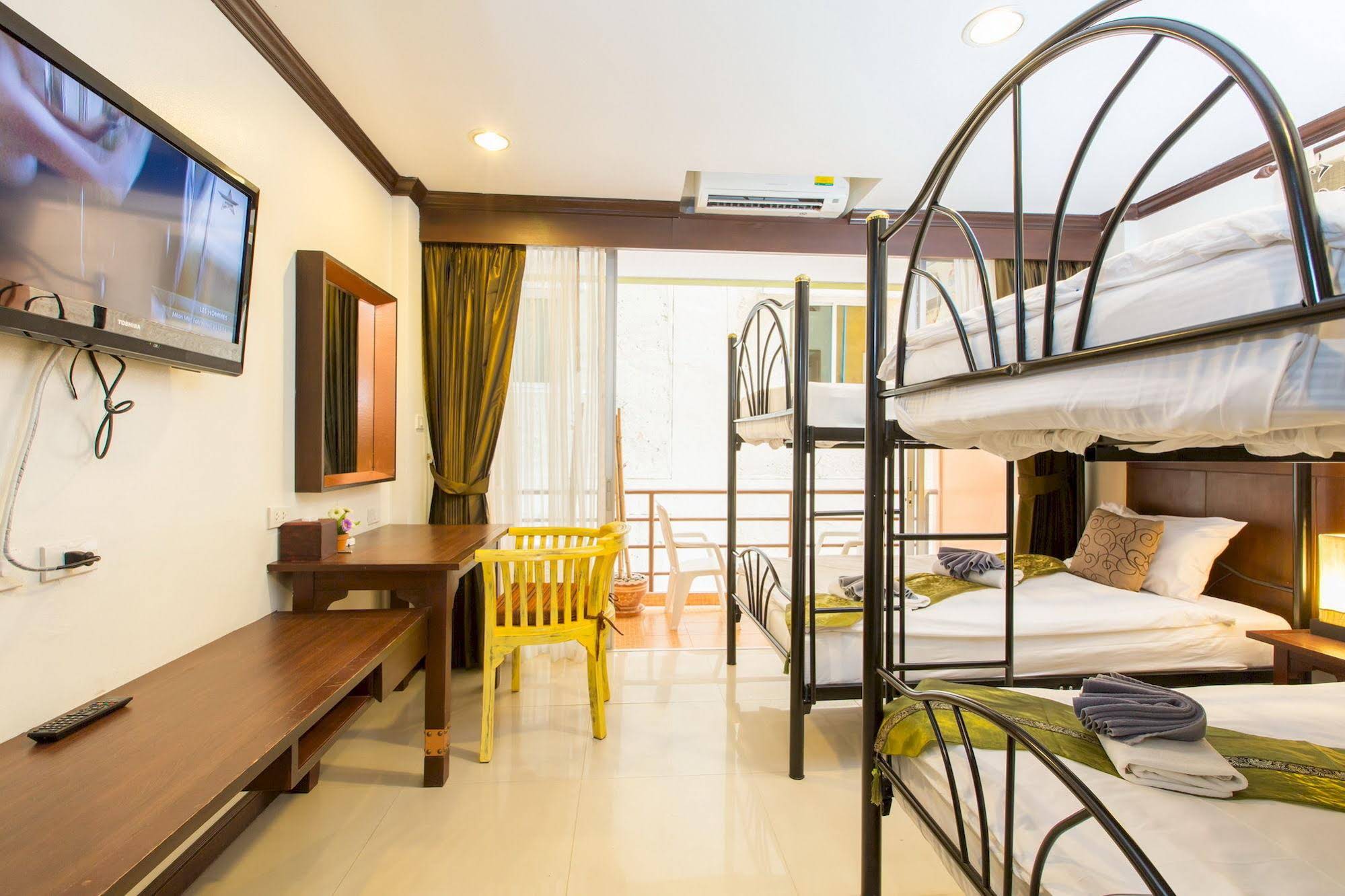 Marina Boutique Suites Guesthouse