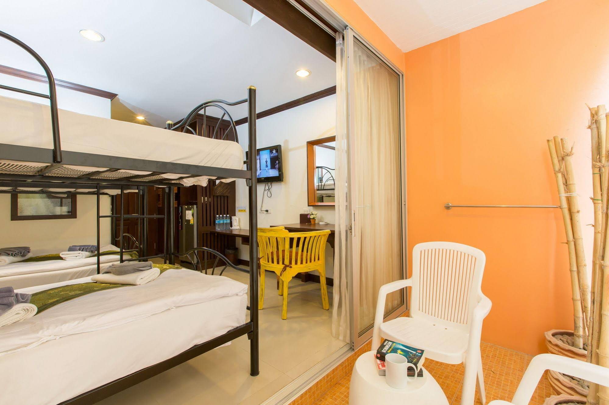 Marina Boutique Suites Guesthouse