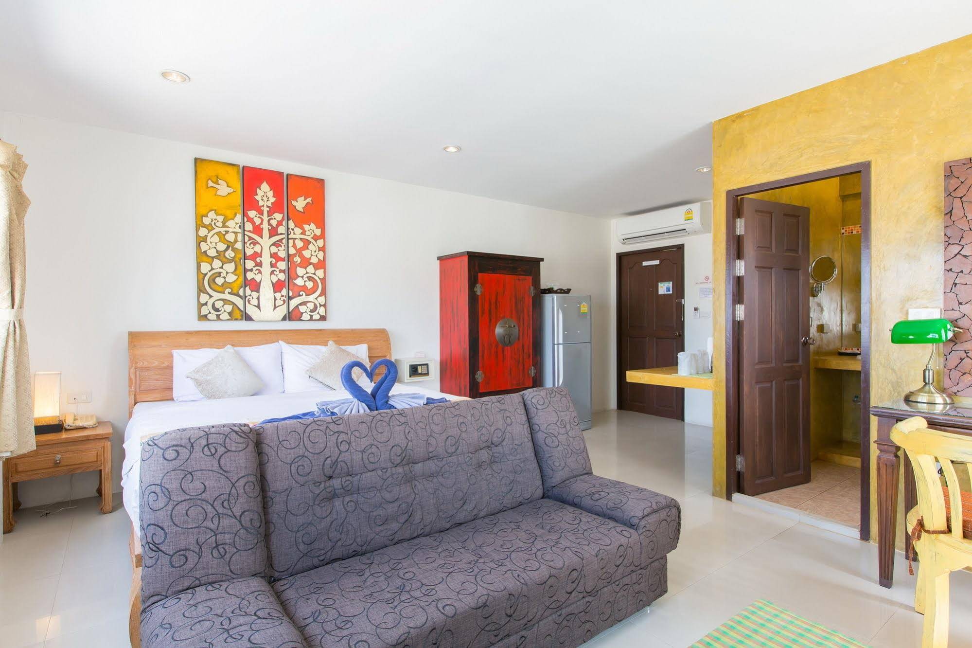 Marina Boutique Suites Guesthouse
