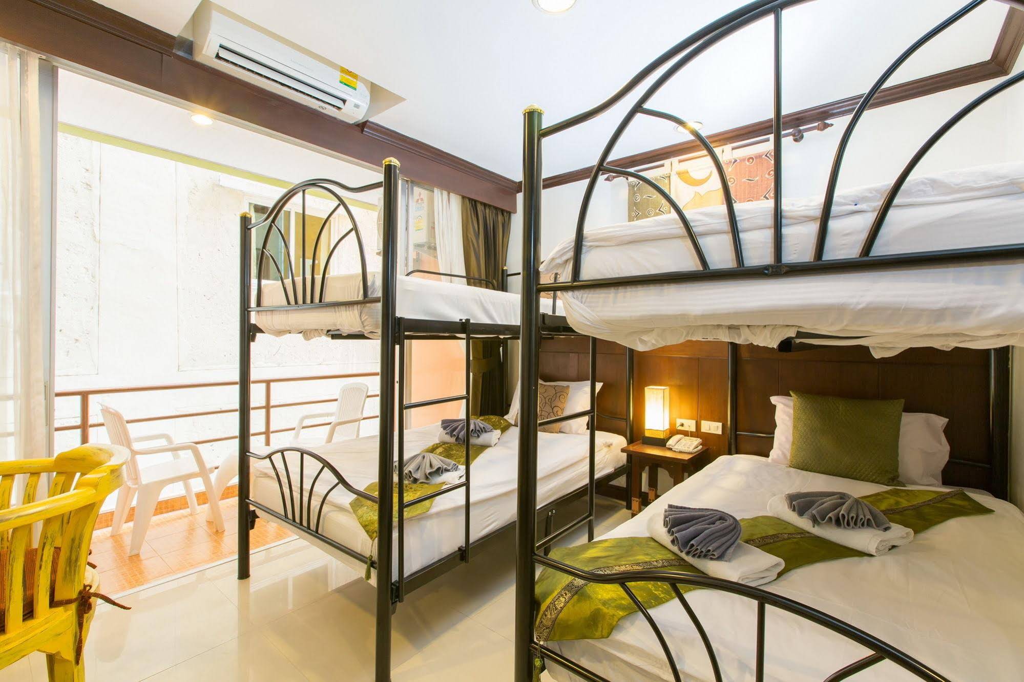 Marina Boutique Suites Guesthouse