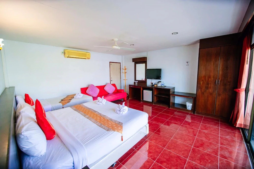 Marine Inn and Wanna House