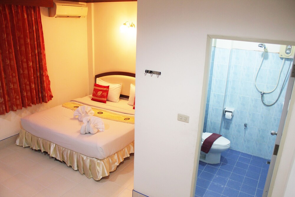 Marine Inn and Wanna House