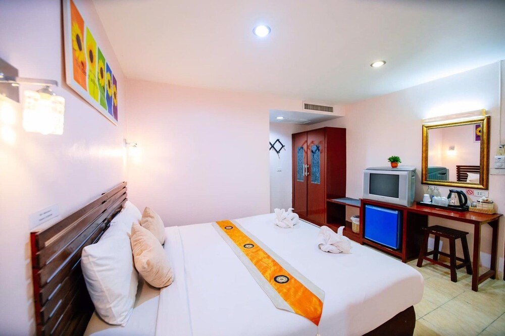 Marine Inn and Wanna House