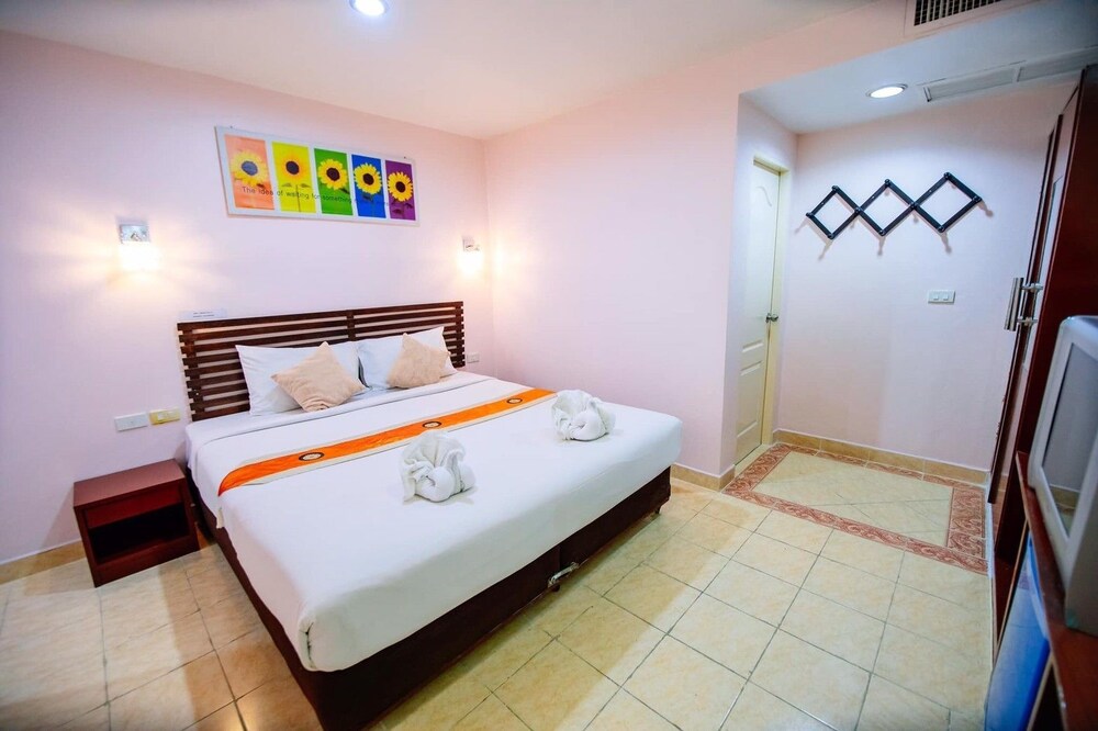 Marine Inn and Wanna House