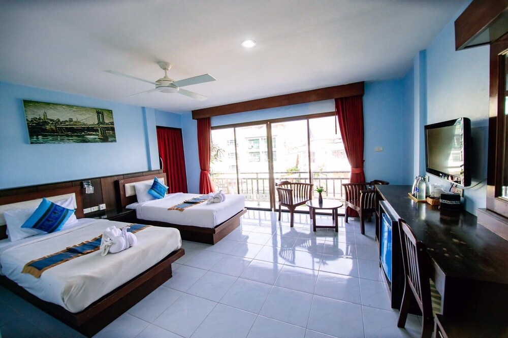 Marine Inn and Wanna House
