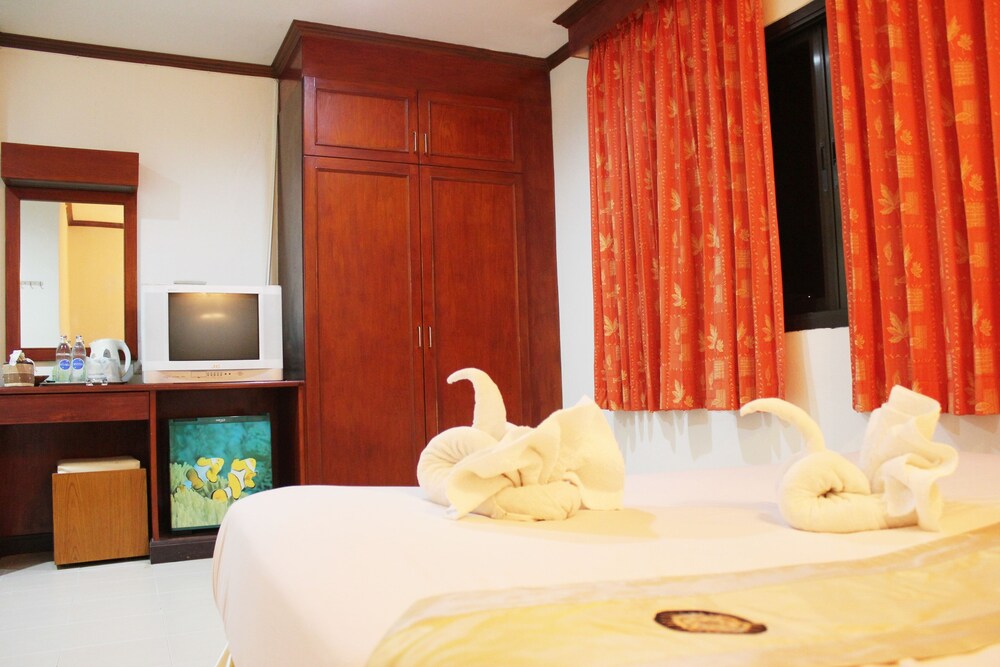 Marine Inn and Wanna House