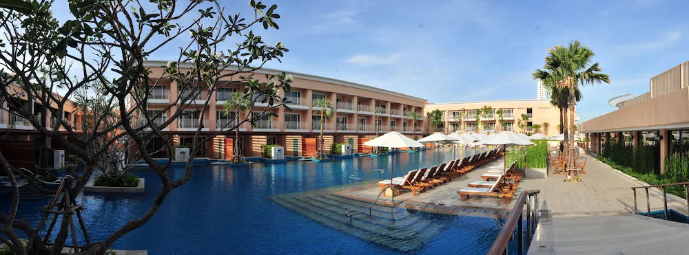 M Social Hotel Phuket