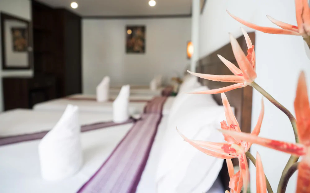Moon Inn Guesthouse Patong