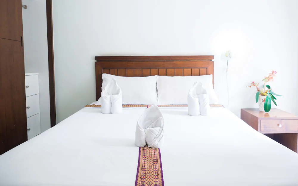 Moon Inn Guesthouse Patong