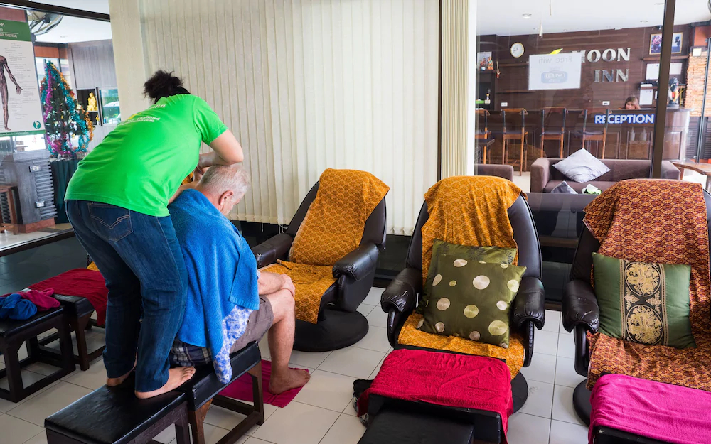 Moon Inn Guesthouse Patong