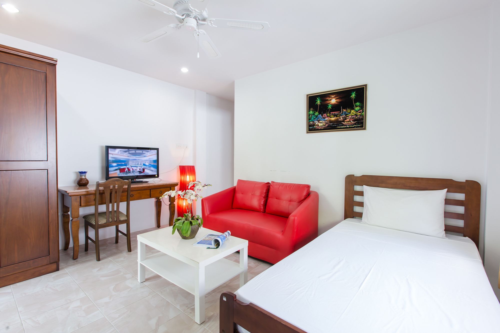 SR Sea View Apartments
