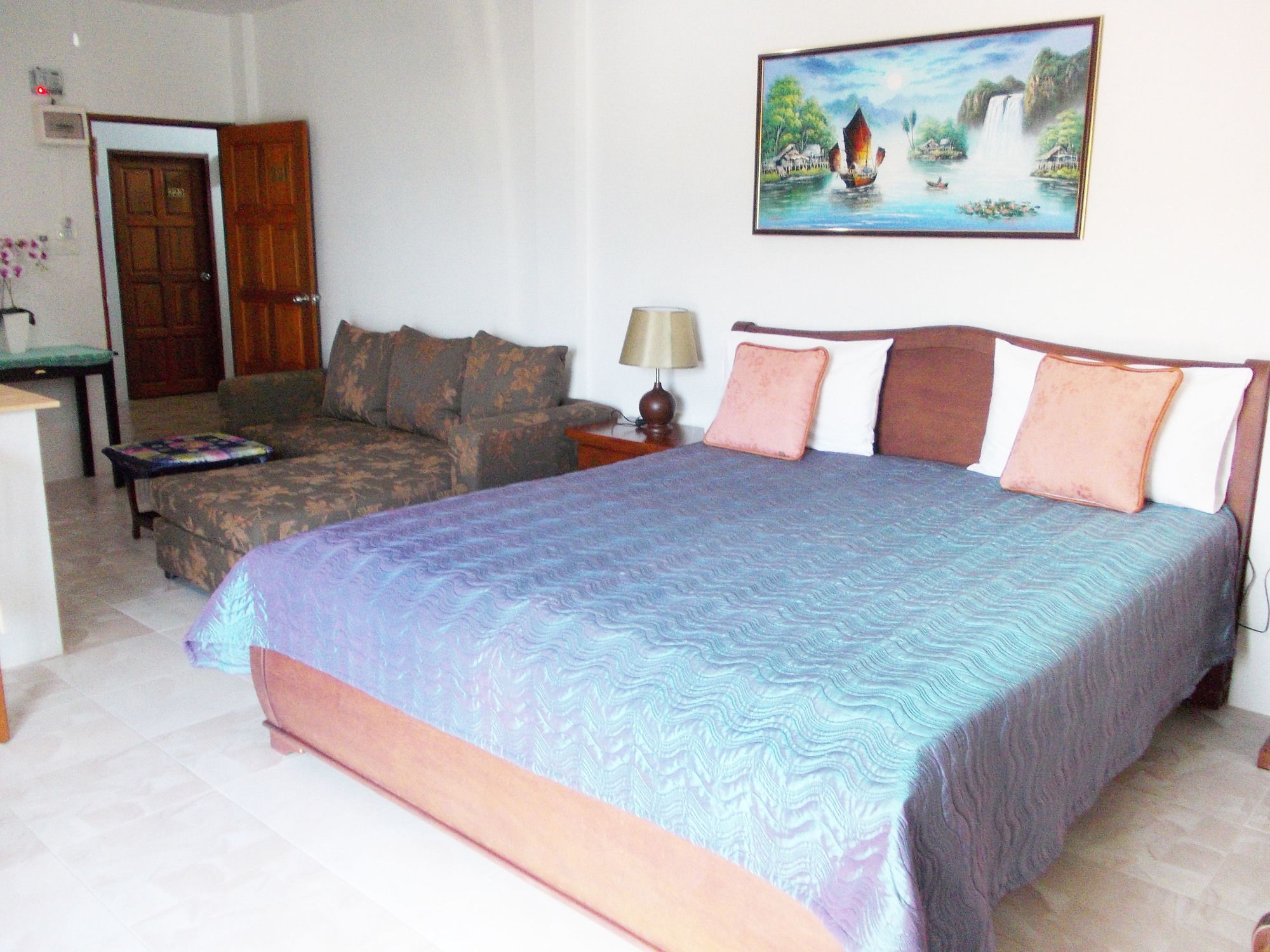 SR Sea View Apartments