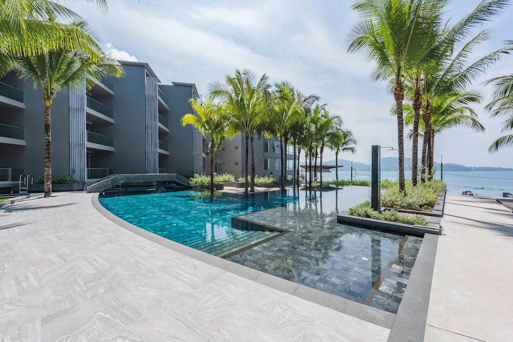 Oceanfront Beach Resort And Spa