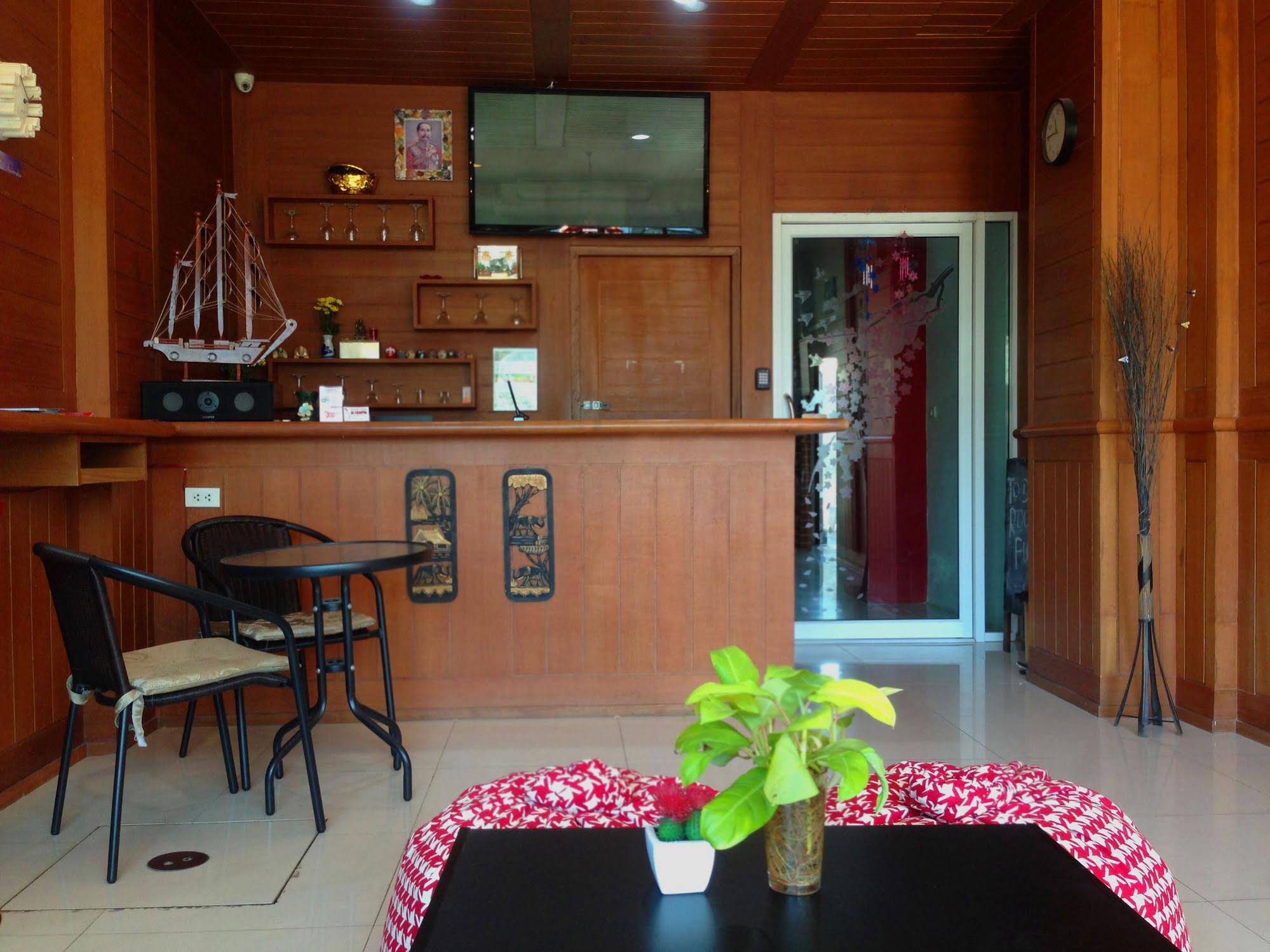 Onibaku Hotel